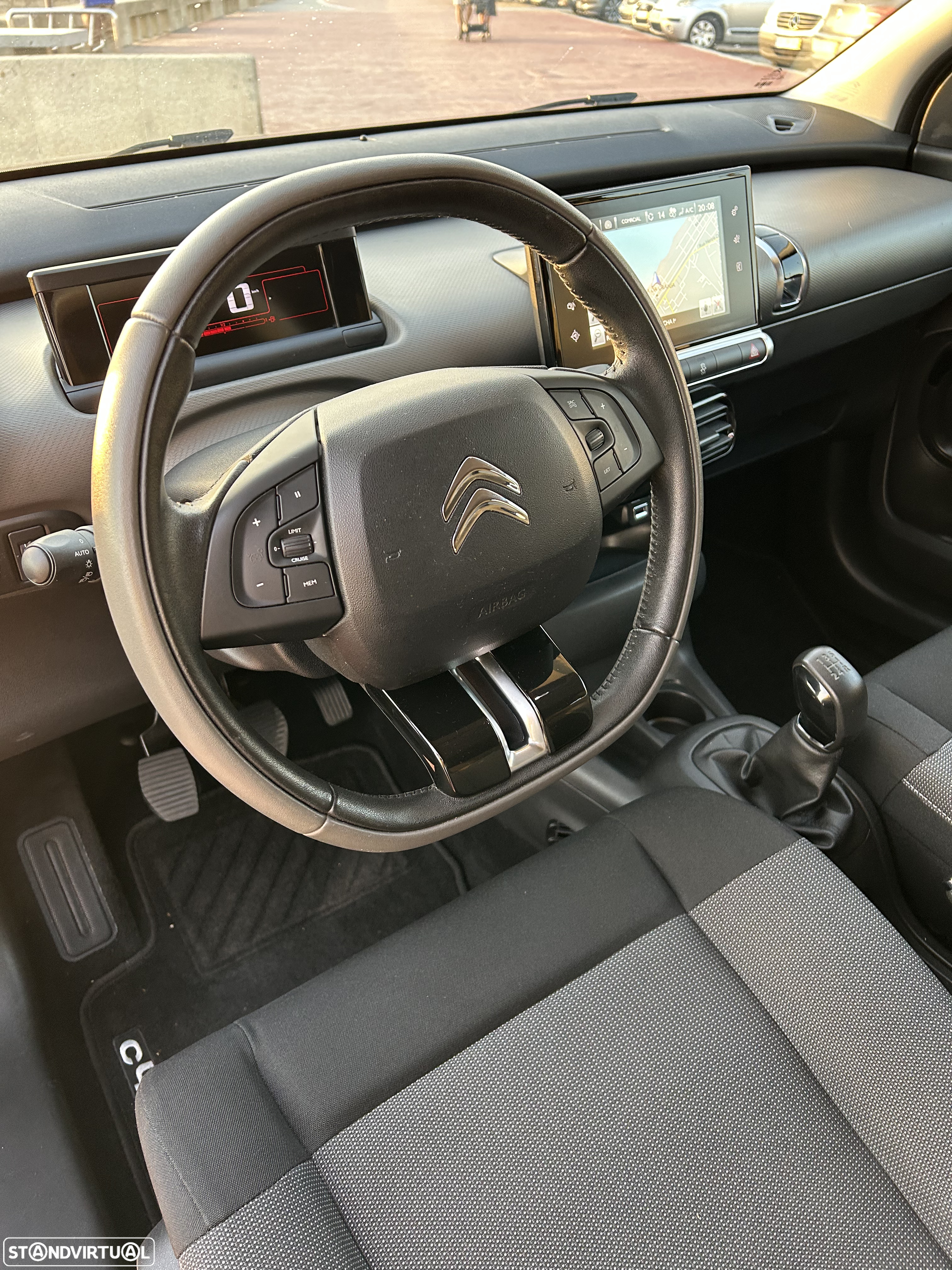 Citroën C4 Cactus 1.6 BlueHDi Feel Business - 19