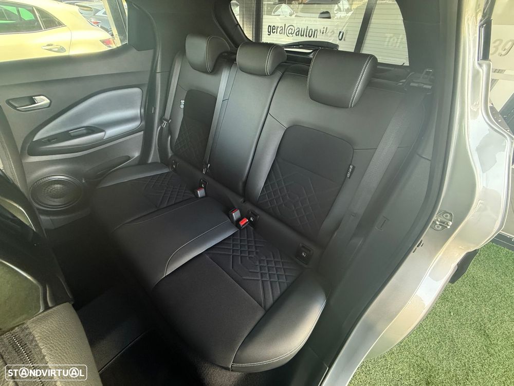 Nissan Juke 1.0 DIG-T Tekna - 27