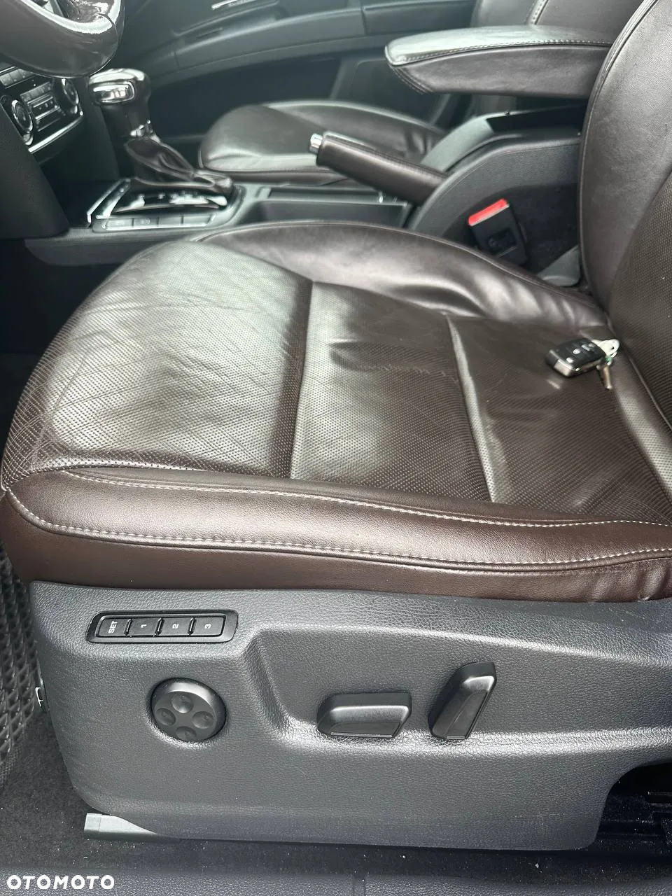 Skoda Superb 2.0 TDI L&K DSG - 24