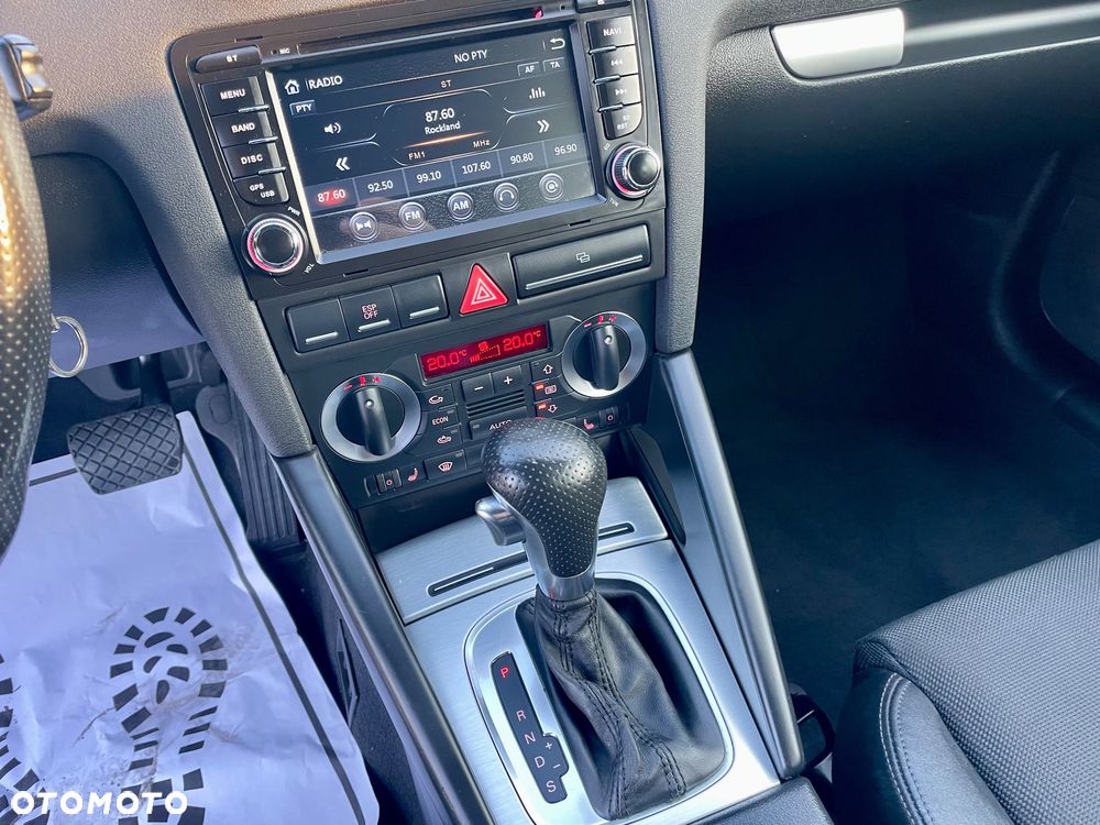 Audi A3 Sportback 1.8 TFSI S tronic S line Sportpaket Plus - 26