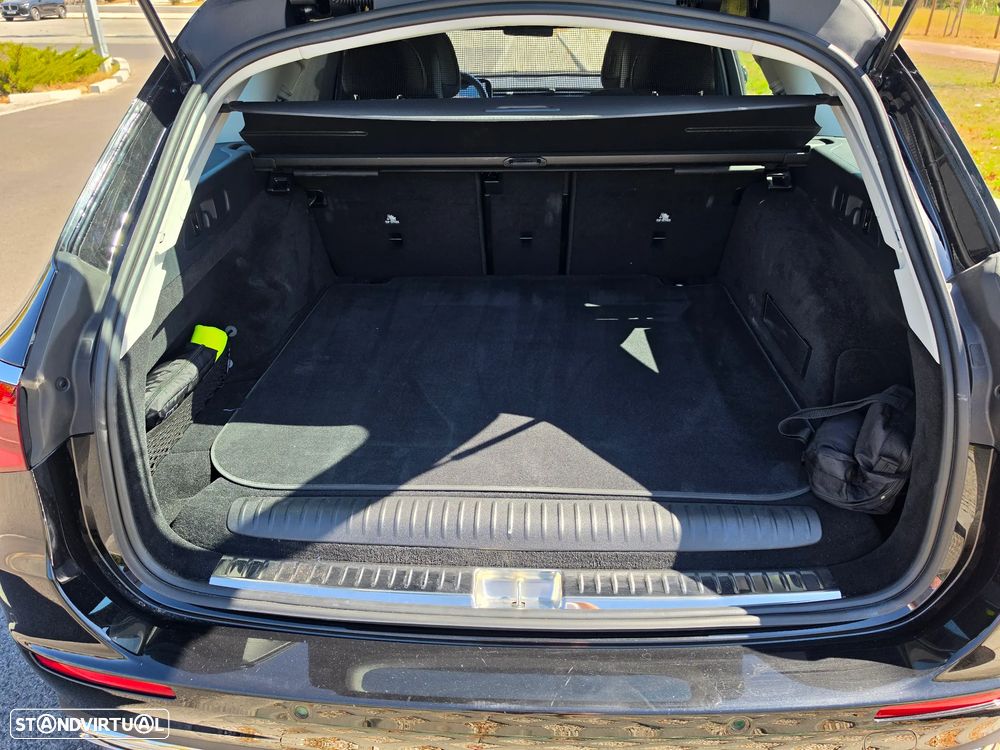 Mercedes-Benz E 300 e Avantgarde - 24