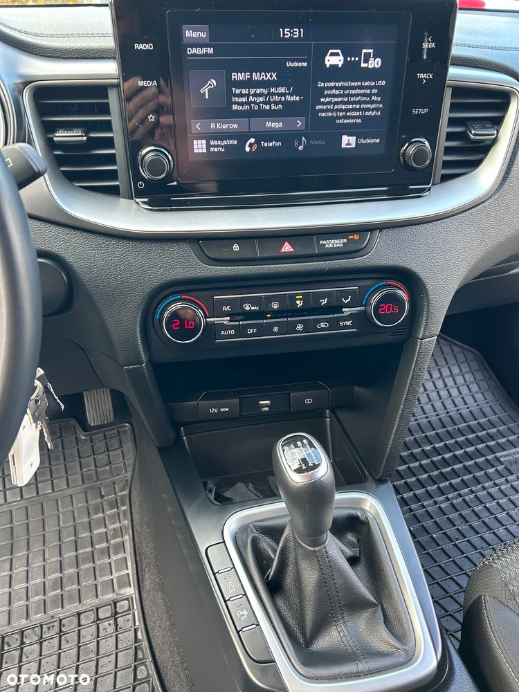 Kia XCeed - 8