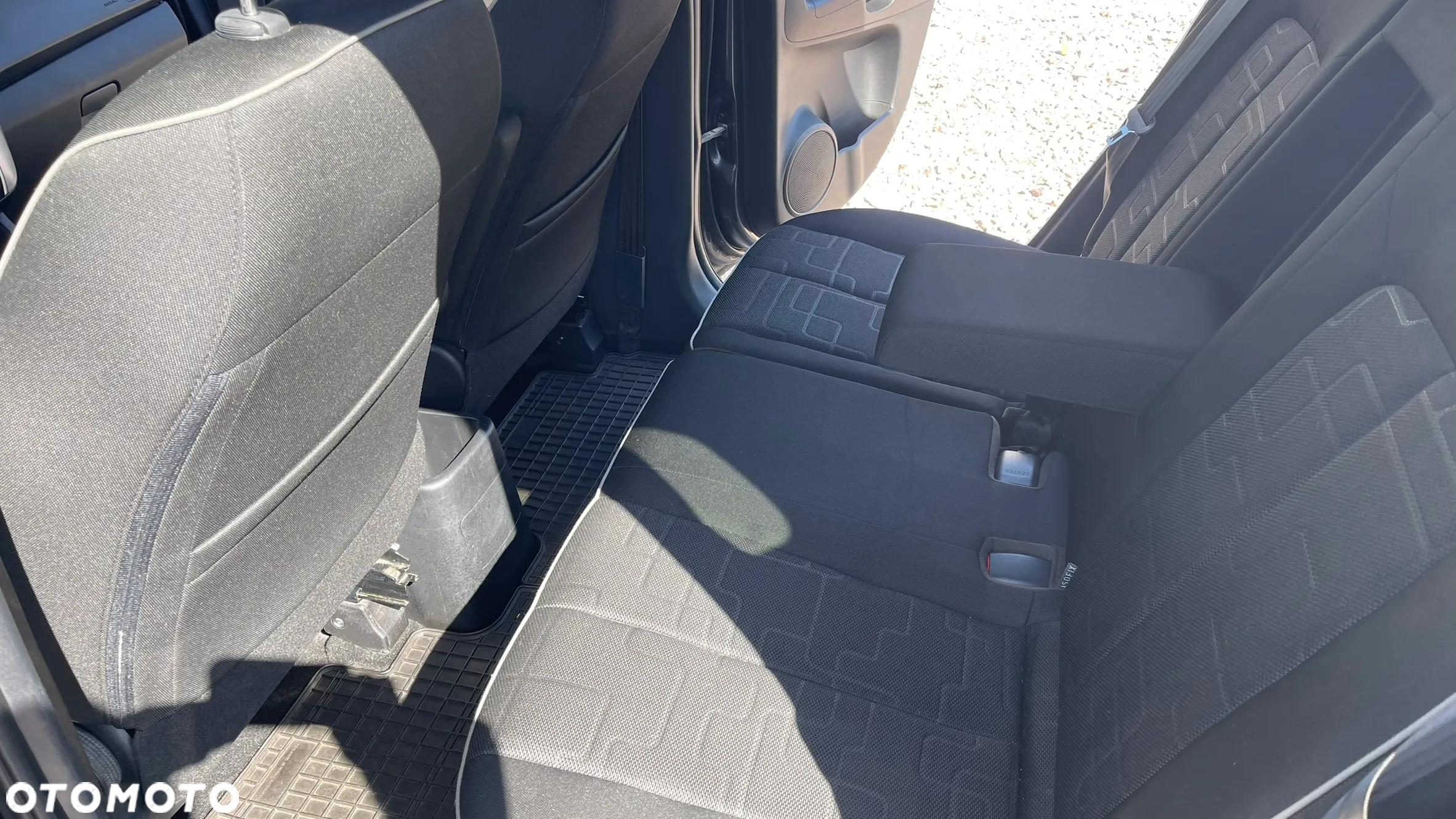 Kia Venga - 31