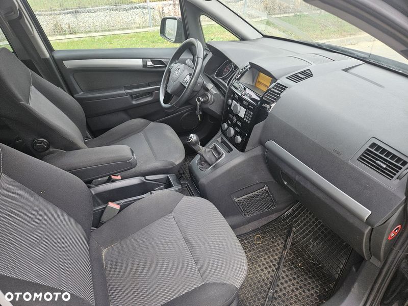Opel Zafira 2011 photo 5