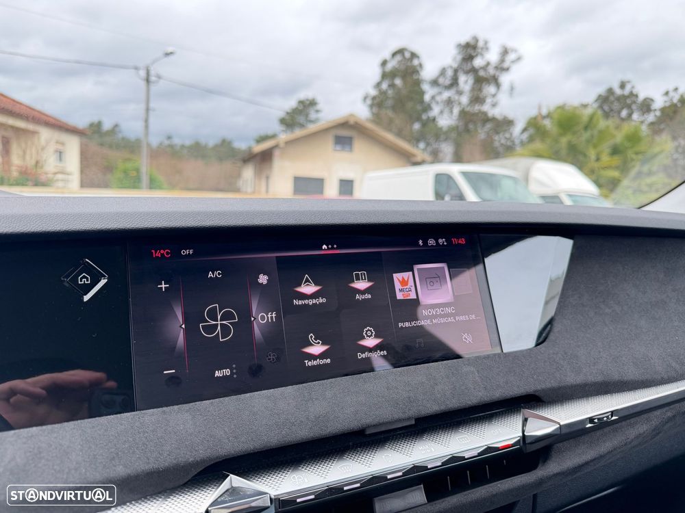 DS DS4 E-Tense Performance Line EAT8 - 17