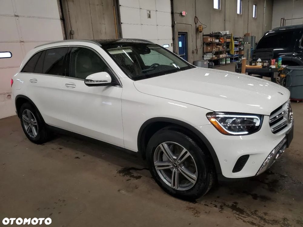 Mercedes-Benz GLC 300 4Matic 9G-TRONIC - 1