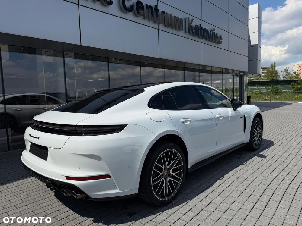 Porsche Panamera 4S E-Hybrid - 9