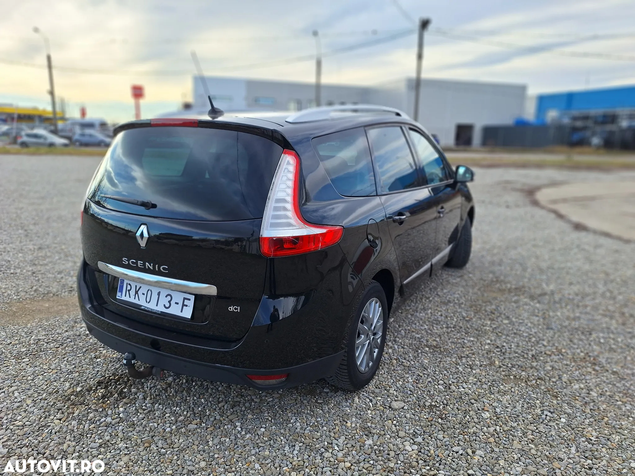 Renault Grand Scenic dCi 130 FAP Start & Stop Bose Edition - 6