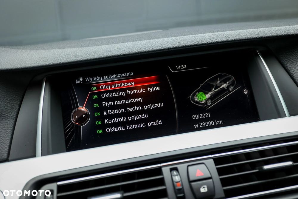 BMW Seria 5 520d M Sport - 37