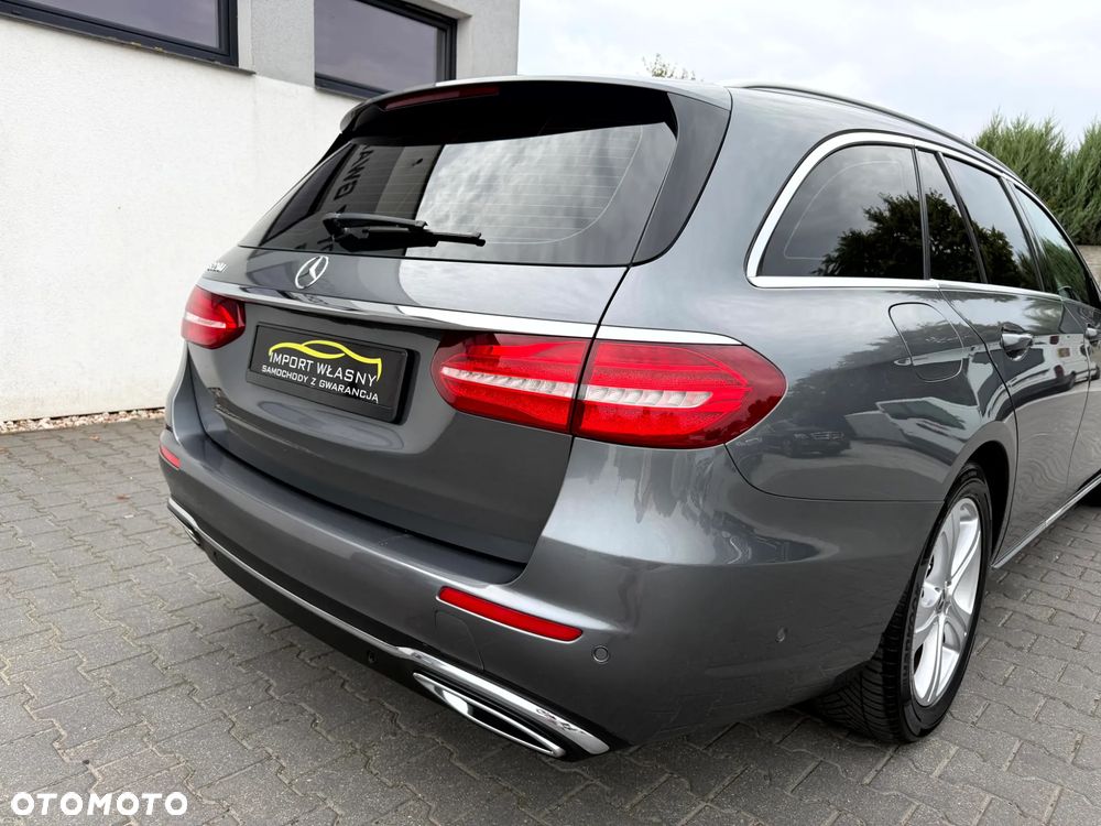 Mercedes-Benz Klasa E 220 d Business Edition 9G-TRONIC - 28