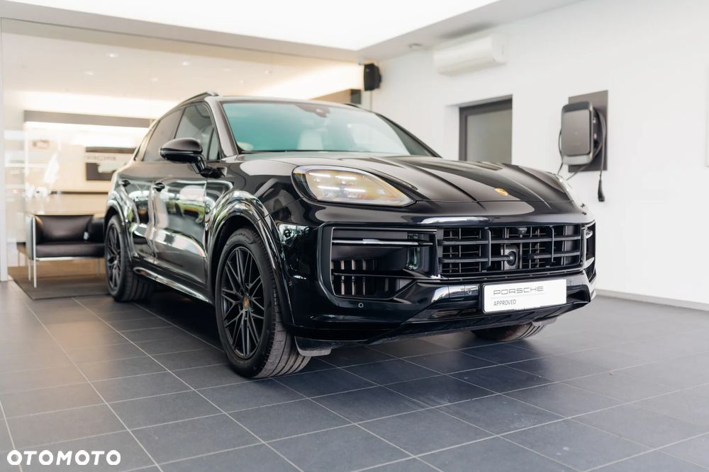 Porsche Cayenne GTS - 7