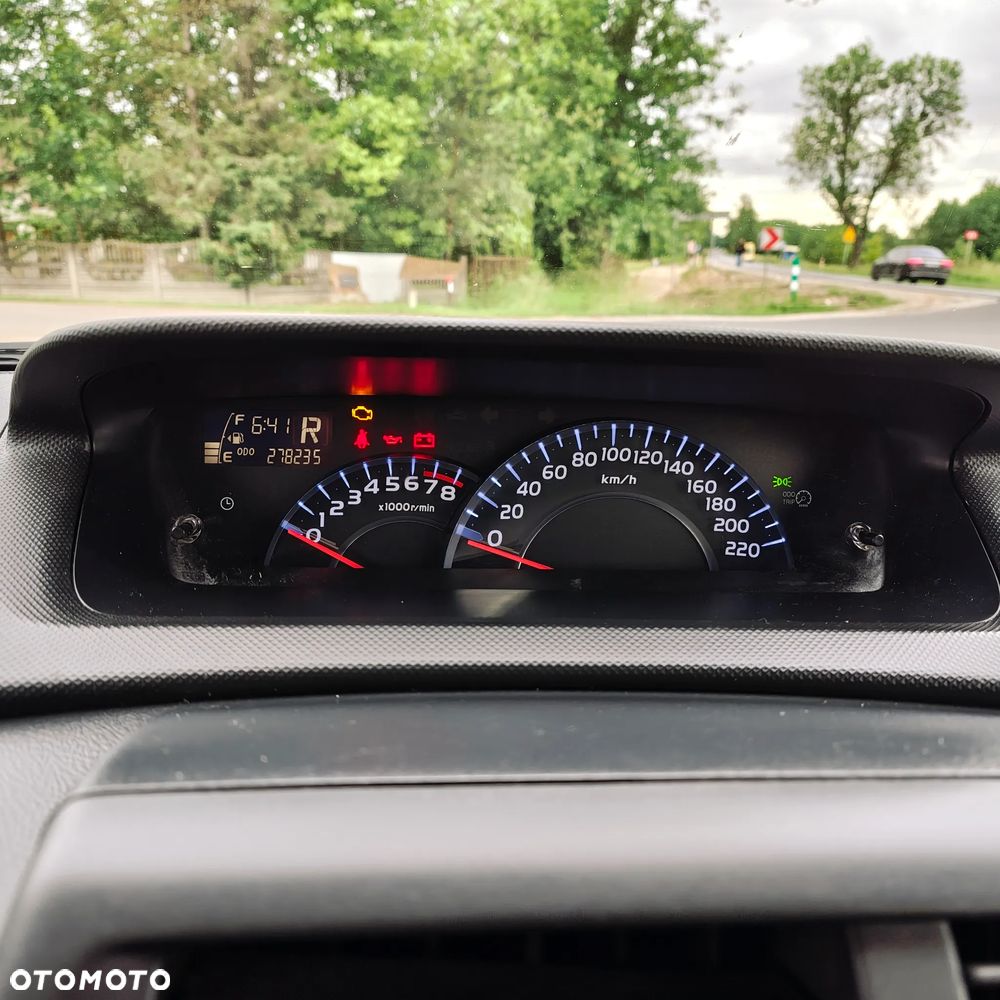 Daihatsu Materia 1.5 - 9