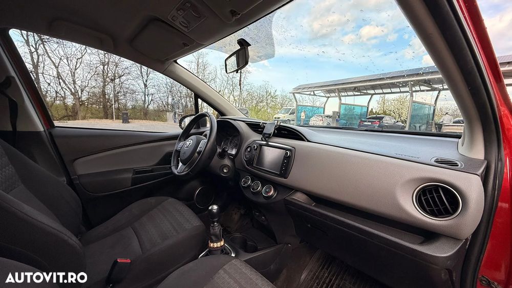 Toyota Yaris - 6