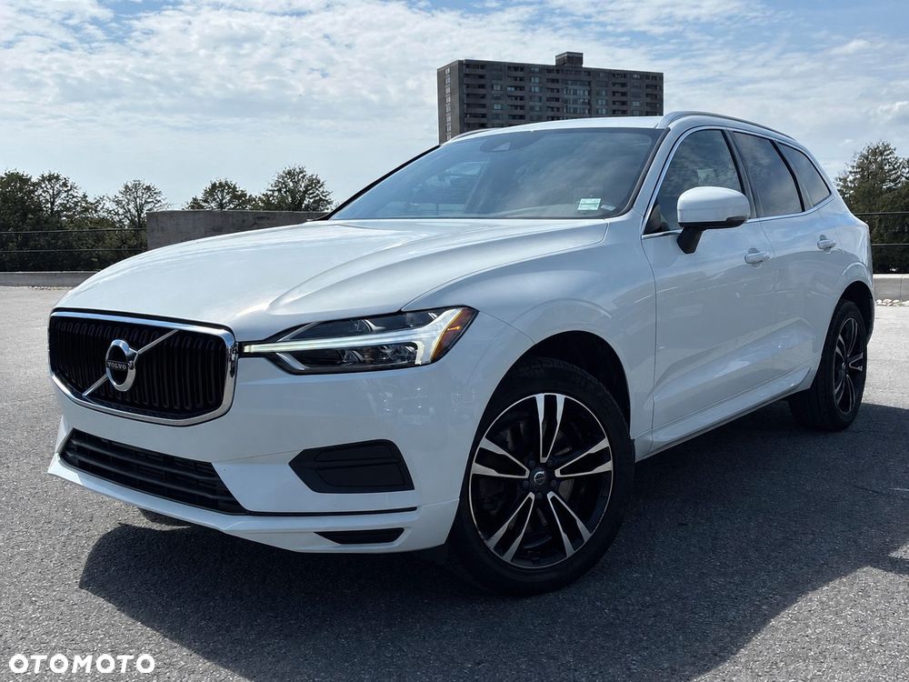 Volvo XC 60 T6 AWD Momentum - 2
