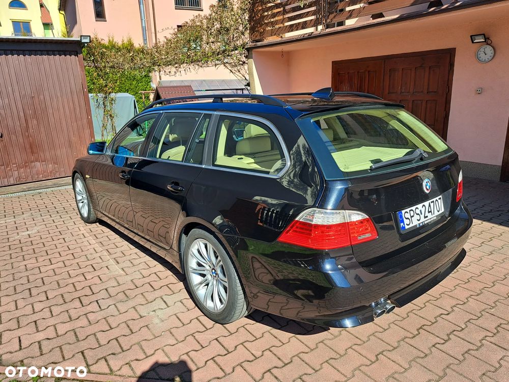 BMW Seria 5 525d - 4