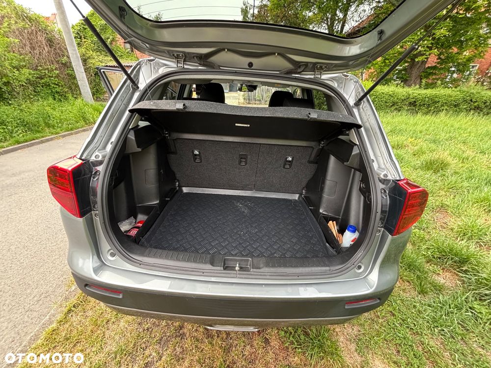 Suzuki Vitara 1.4 Boosterjet SHVS Premium 2WD - 11