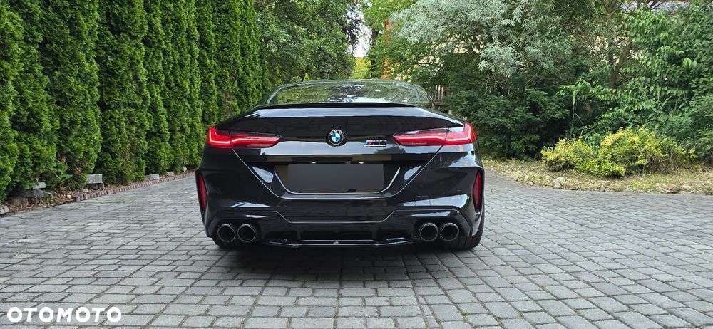 BMW M8 - 8