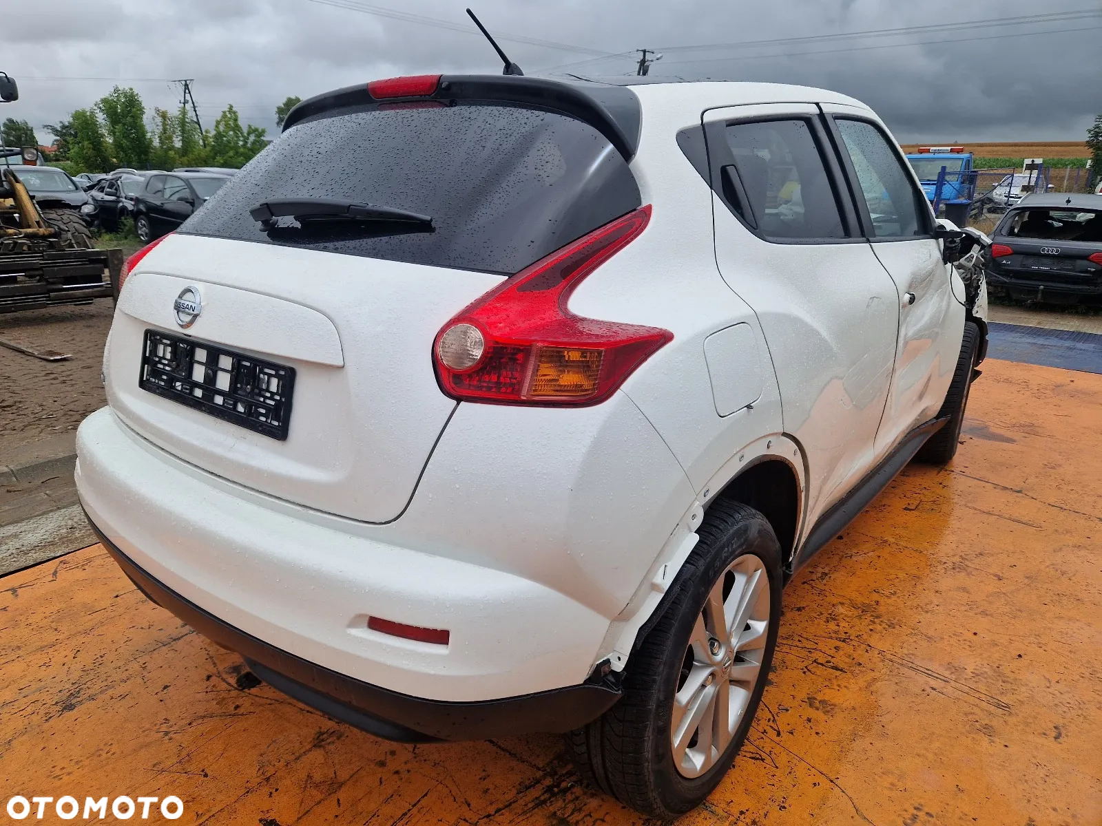 Nissan JUKE (F15) 10-19R  Silnik 1.6 HR16DE 117KM/86kW 326 R DRZWI KLAPA ZDERZAK na części - 2