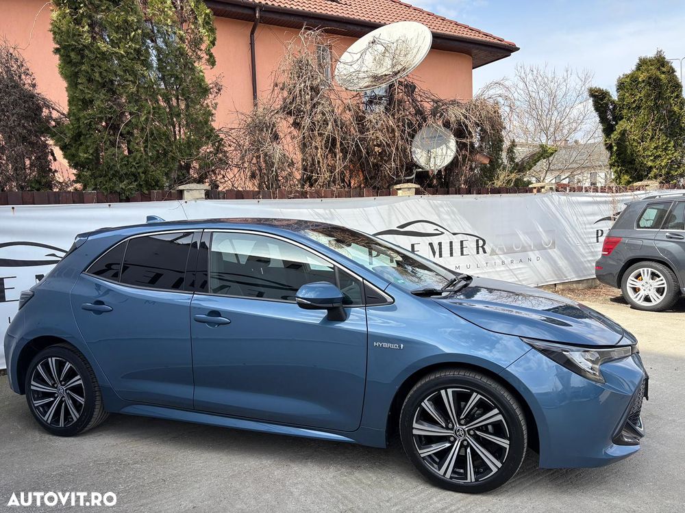 Toyota Corolla 1.8 HSD Business - 2