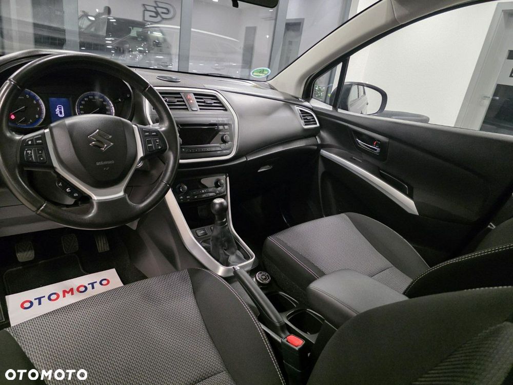 Suzuki SX4 S-Cross 1.6 VVT 4x4 Comfort+ - 15