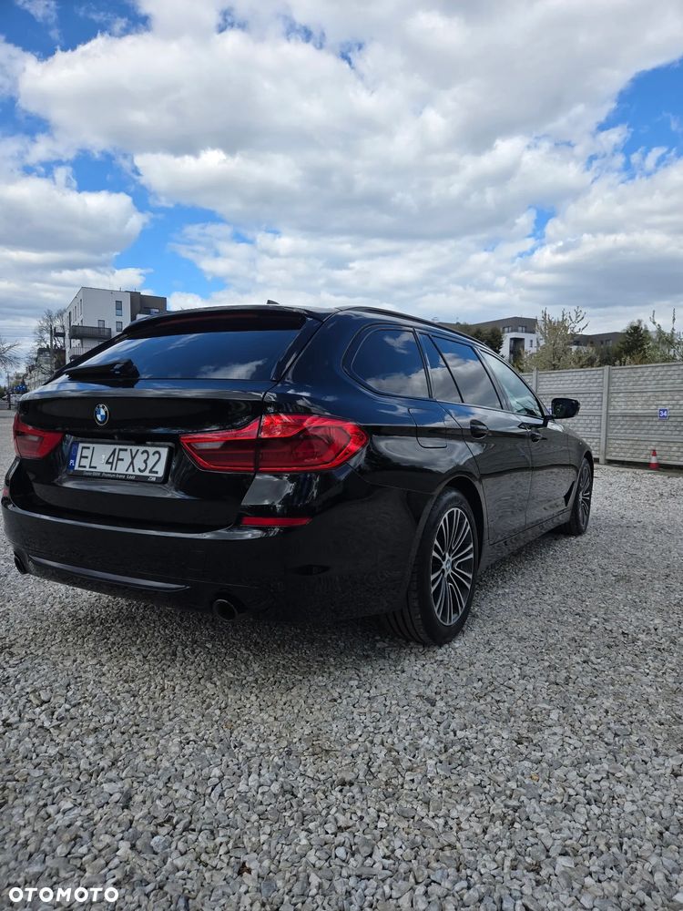 BMW Seria 5 520d Sport Line sport - 6