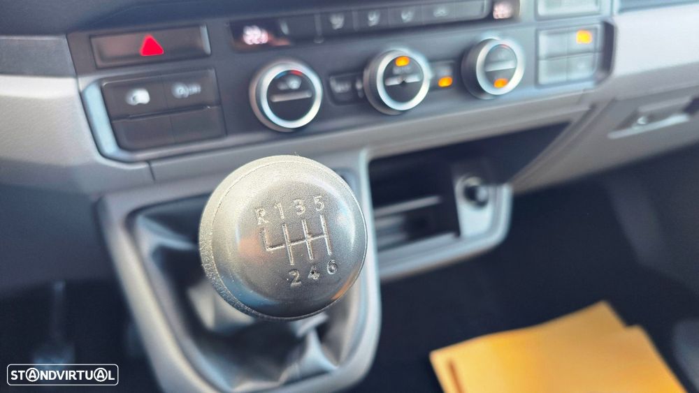 VW Crafter 35 2.0 TDI CD Longo - 7