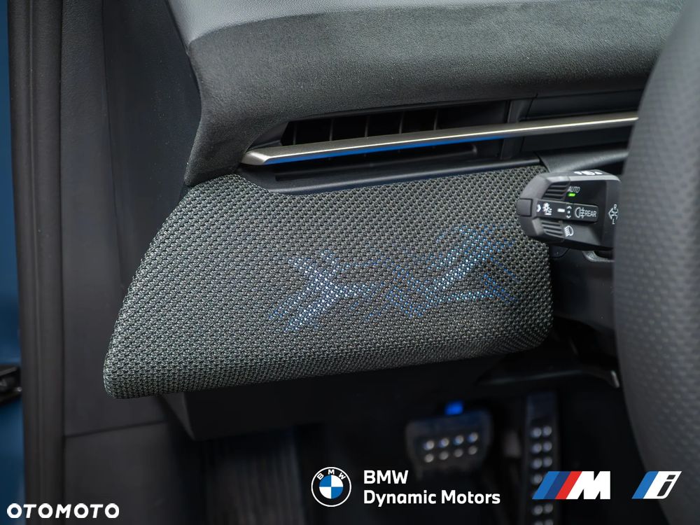 BMW iX3 50 xDrive - 28