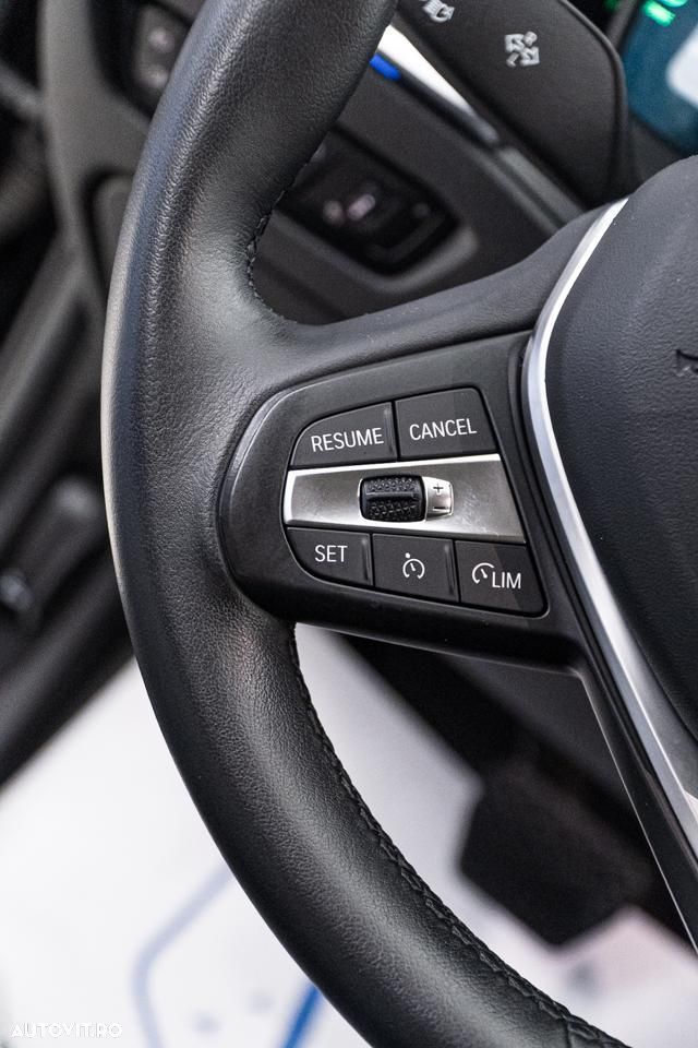 BMW Seria 3 318i Aut. Sport Line - 18