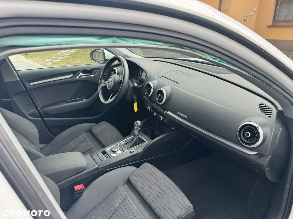 Audi A3 Sportback 40 TFSI Quattro S Line S tronic - 13