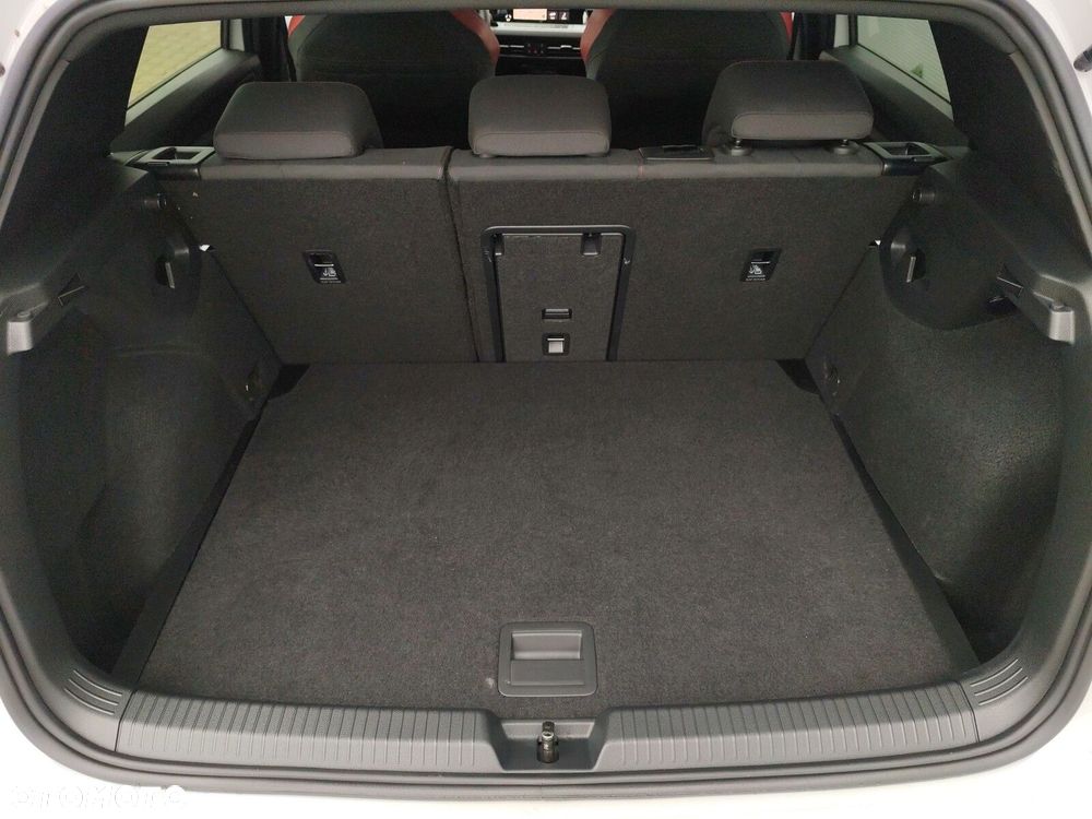 Volkswagen Golf - 17