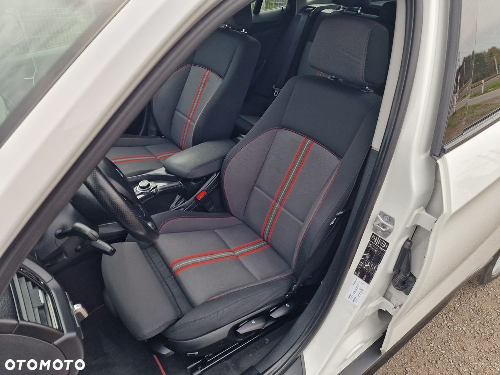 BMW X1 sDrive20d - 8