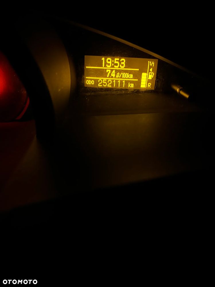 Toyota Verso 1.8 Sol plus 7os - 20