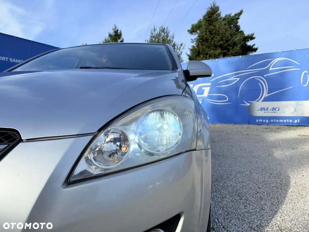 Kia Ceed 1.6 CRDi 115 Edition 7 - 10