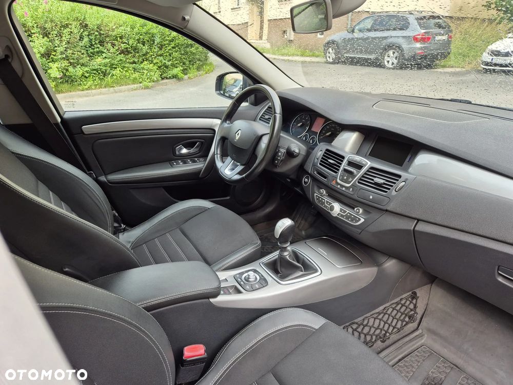 Renault Laguna - 10