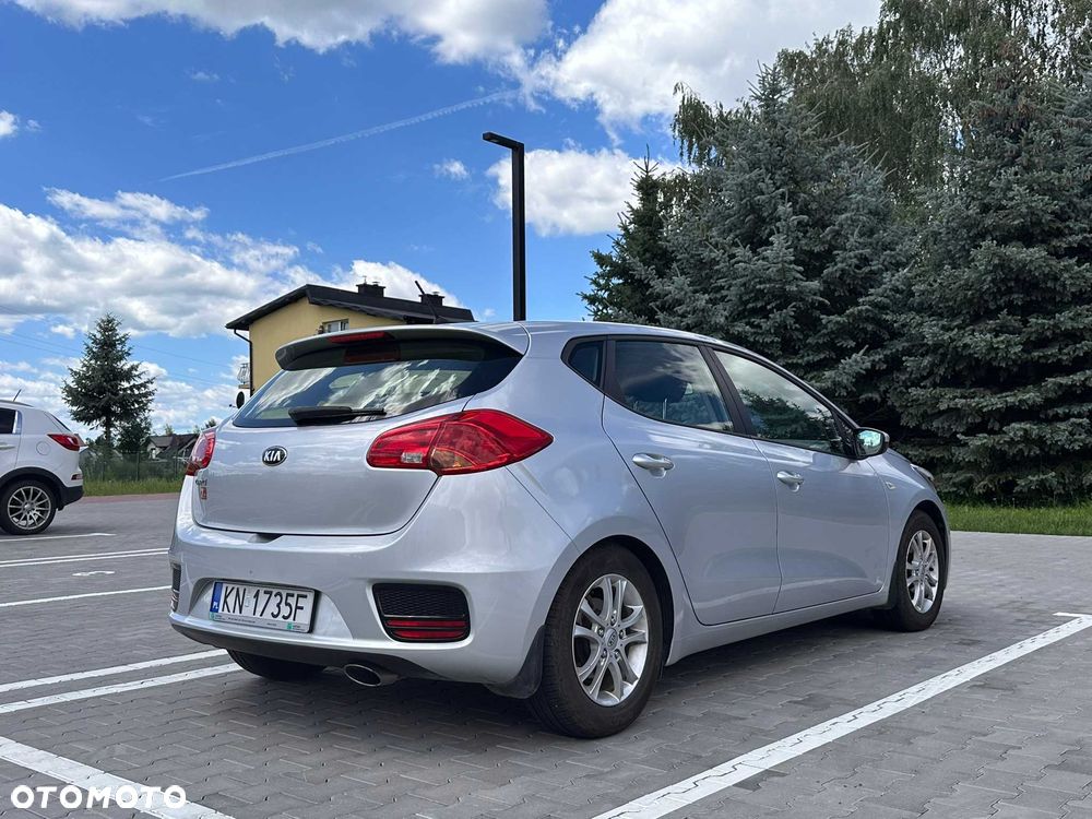 Kia Ceed - 7