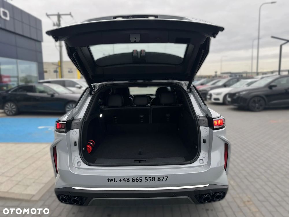 Omoda 9 1.5 Super Hybrid Exclusive AWD - 13
