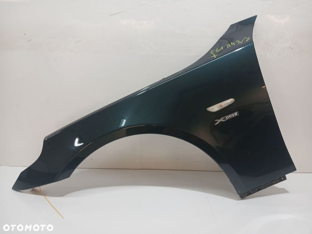 BŁOTNIK LEWY PRZEDNI BMW E60 E61 TIEFGRUEN A43/6