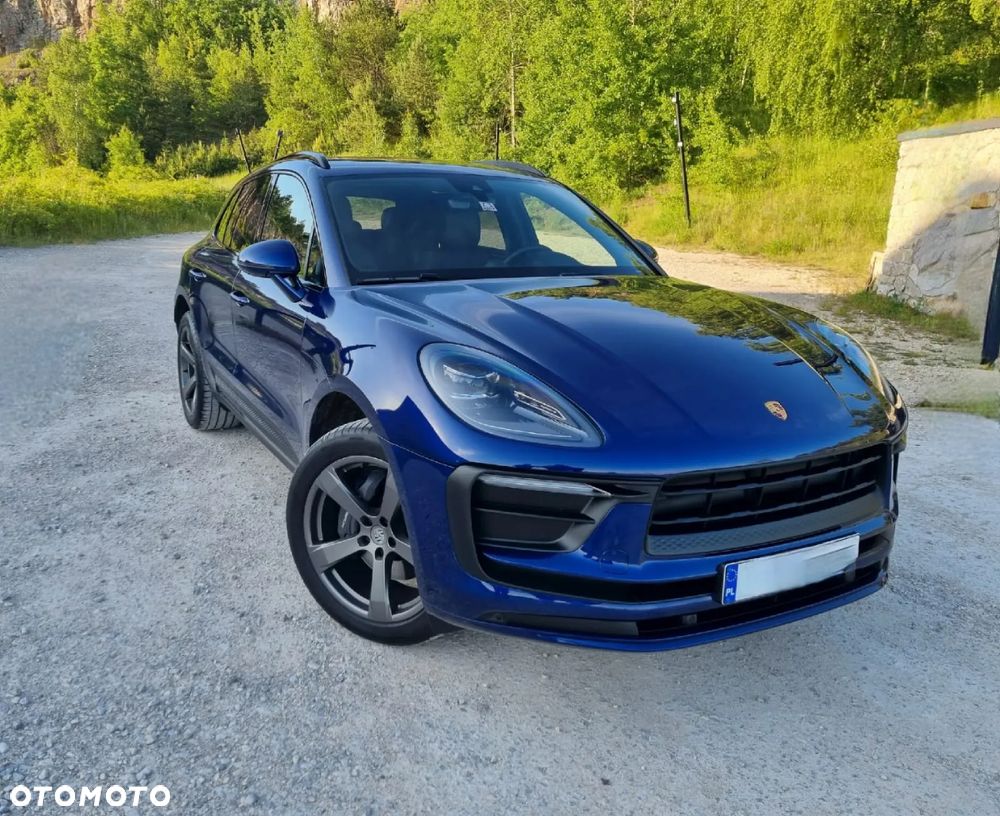 Porsche Macan T - 1