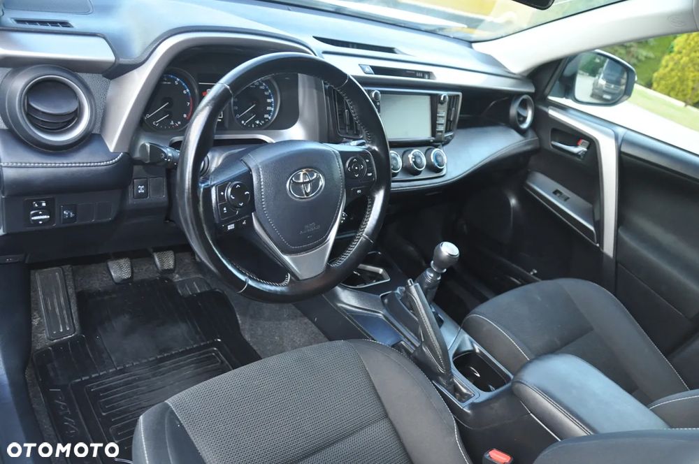 Toyota RAV4 2.0 4x4 Start&Stop Executive - 16