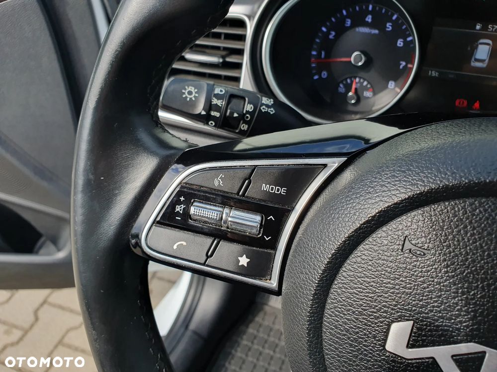 Kia Ceed 1.5 T-GDI M - 38