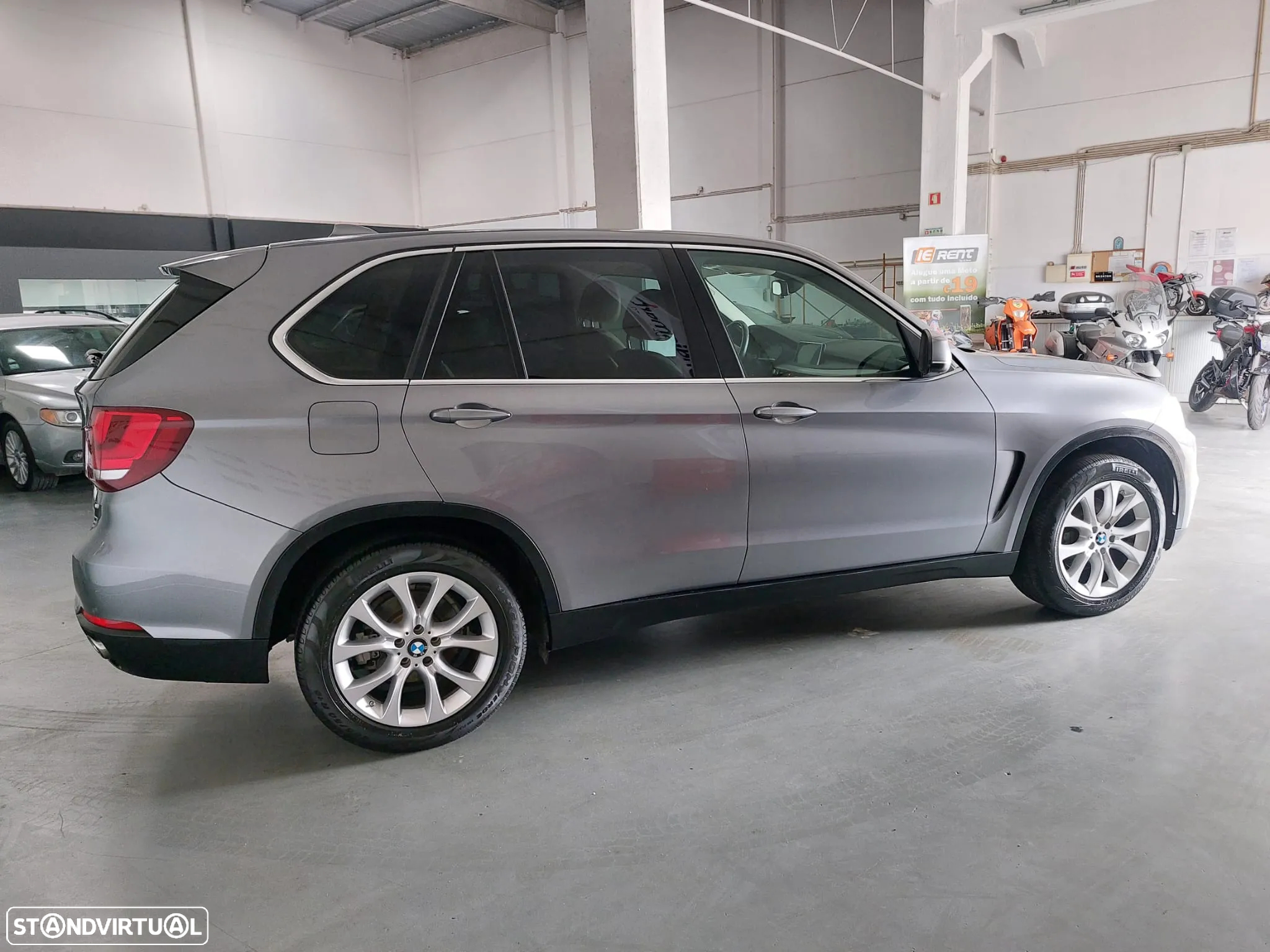 BMW X5 25 d sDrive Comfort 7L - 8