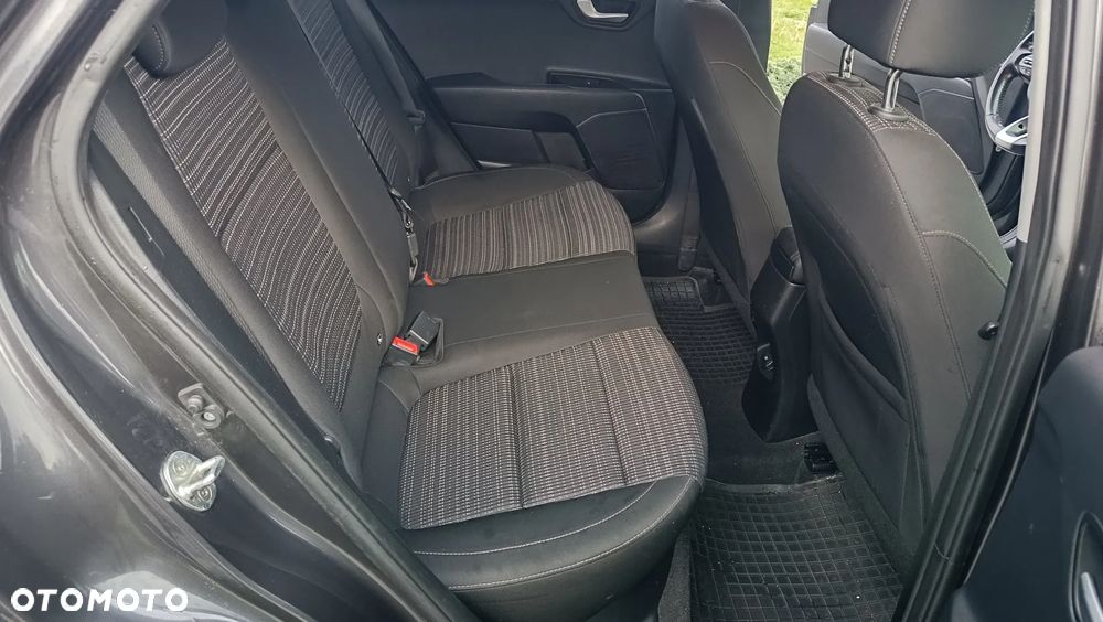 Kia Stonic - 8