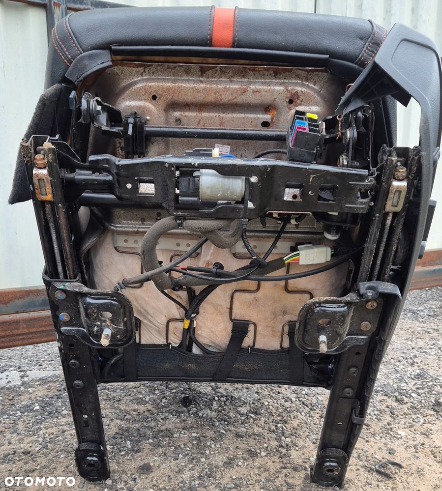 Komplet Foteli Siedzenia Przód Tył Kanapa WILDTRACK Czarna Pół Skóra Grzane Elektryczne Ford Ranger 2011-2022 - 7