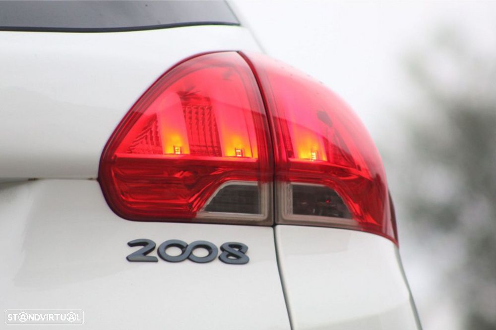 Peugeot 2008 1.4 HDi Allure - 8