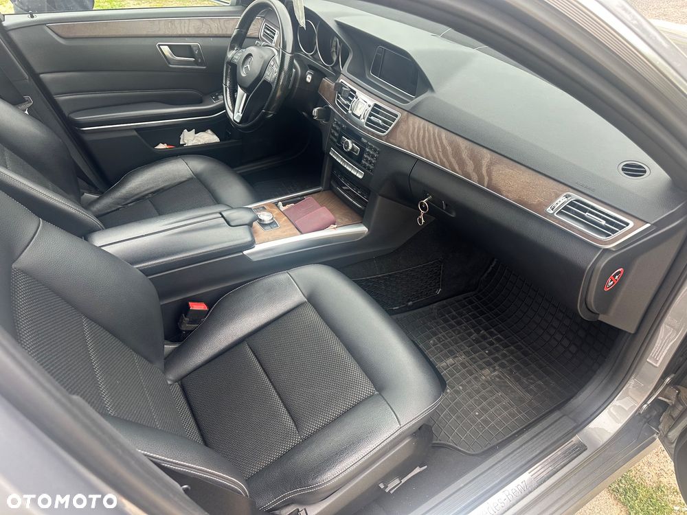Mercedes-Benz Klasa E 220 BlueTEC 9G-TRONIC Elegance - 8