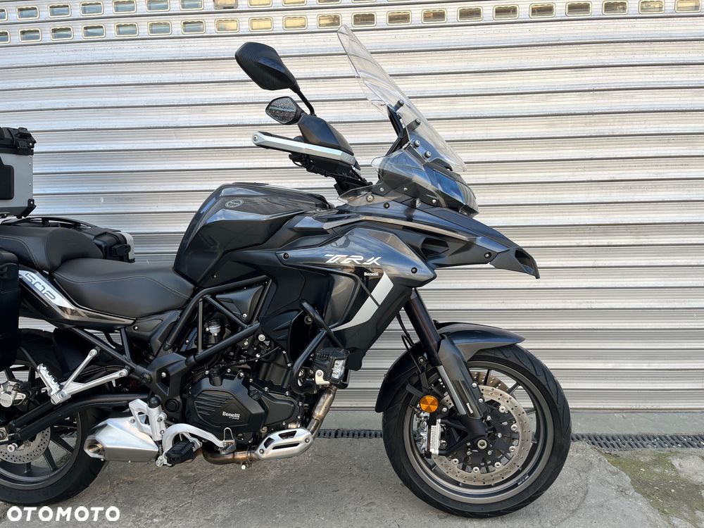 Benelli TRK 502 - 18