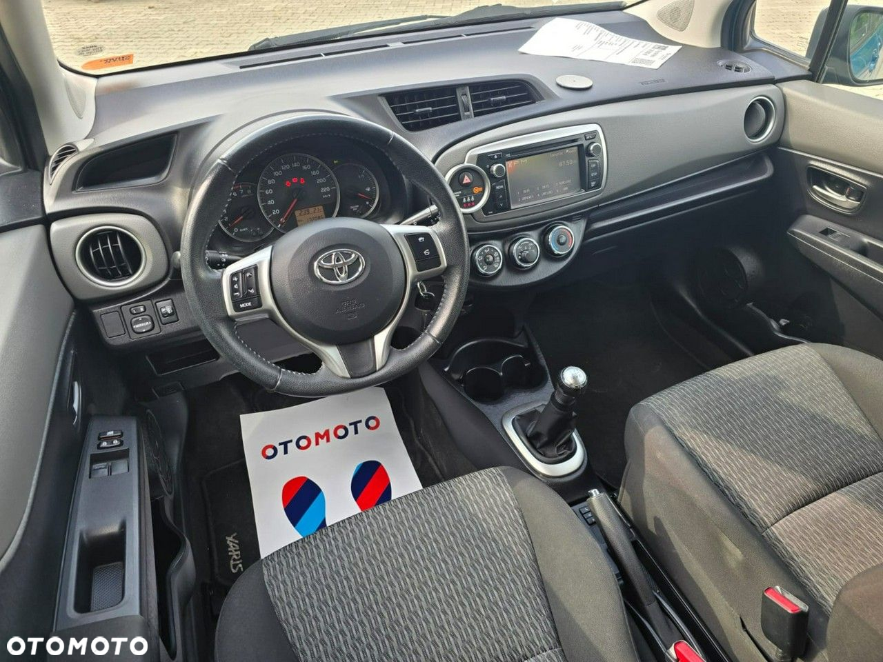 Toyota Yaris - 15
