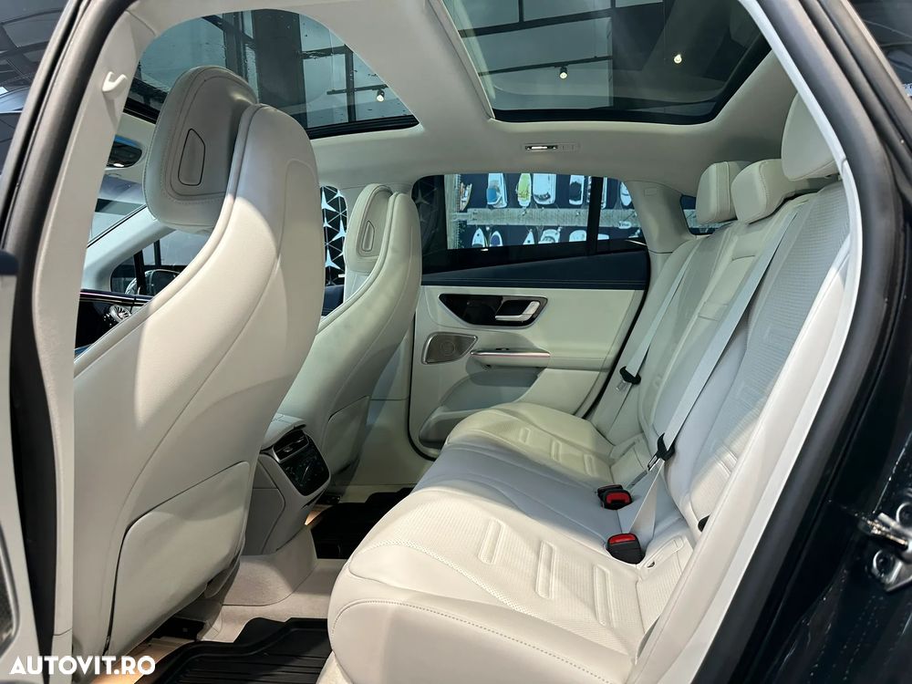 Mercedes-Benz EQE AMG 43 4MATIC - 11