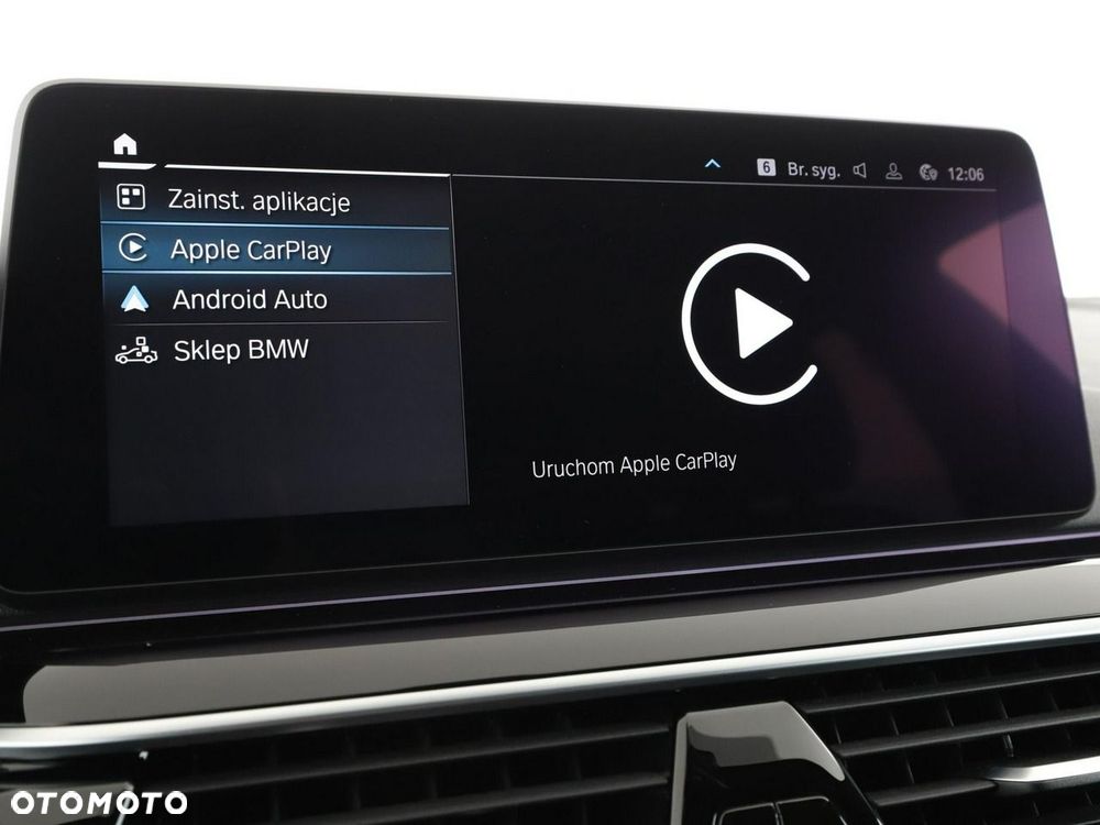 BMW Seria 5 530e - 27