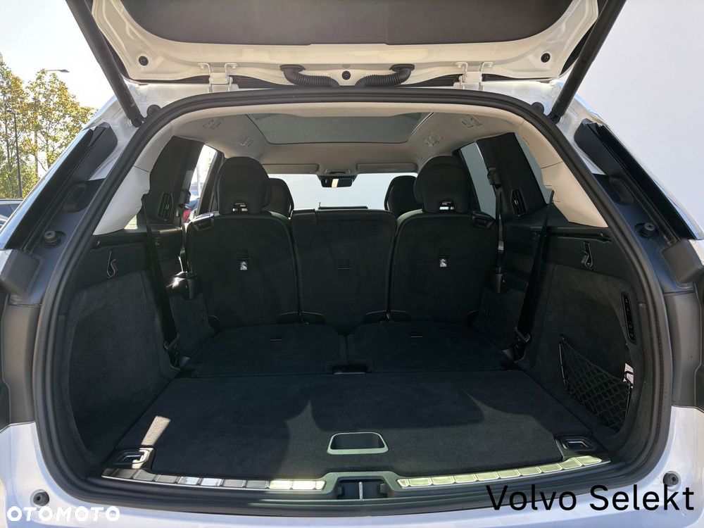 Volvo EX90 - 23